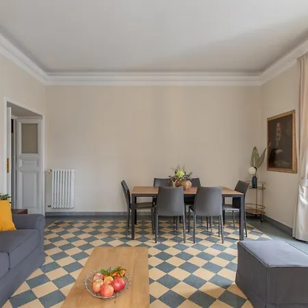 Apartman Iflat Vatican Elegant